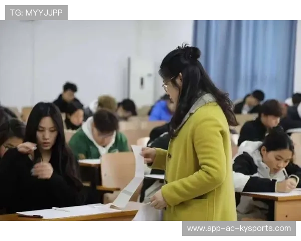 教资考试女生占男厕，网友呼吁加强考场文明教育，女子报考教师资格笔试第一却被淘汰 幕后真相大跌眼镜